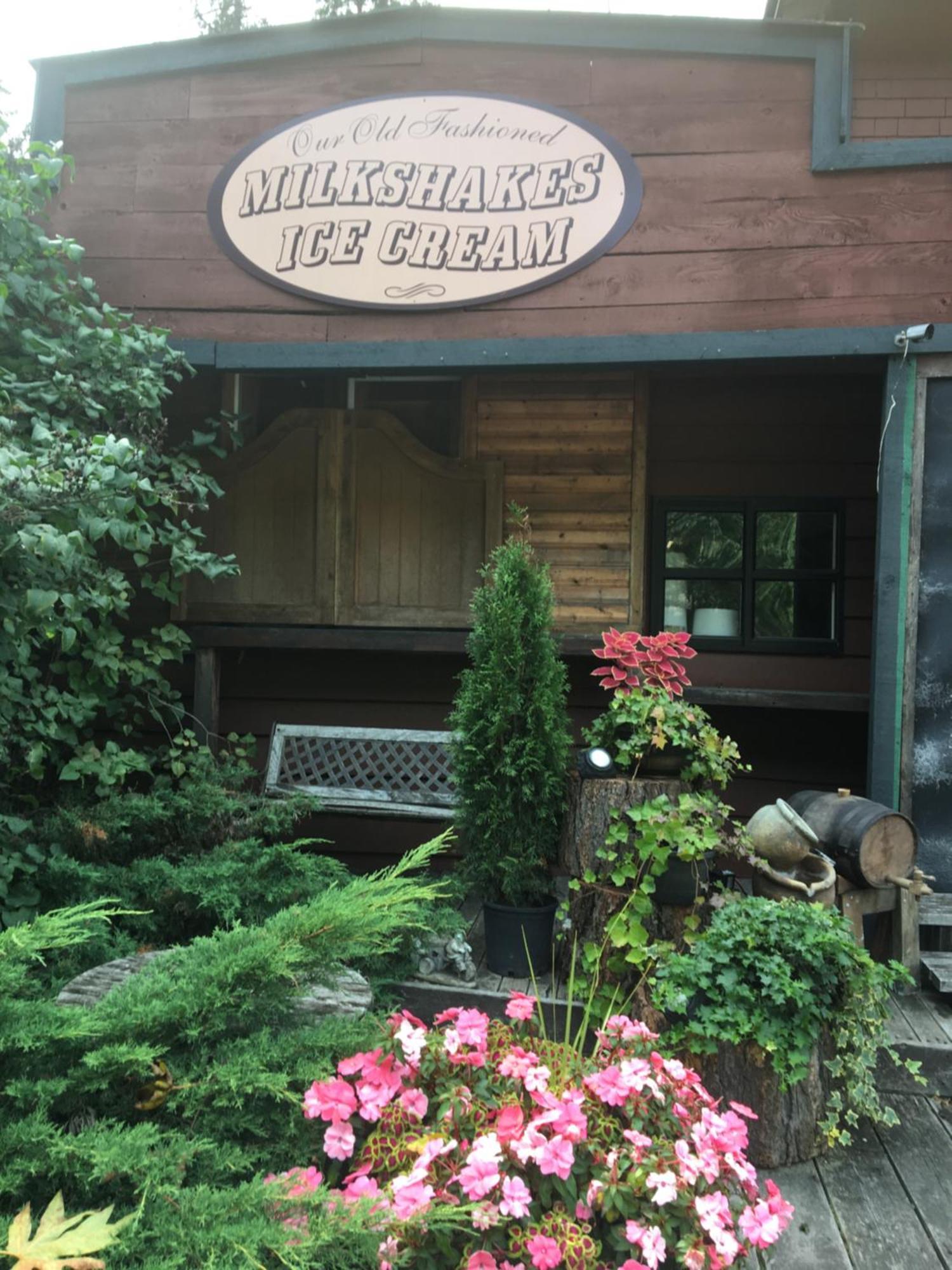 Old Towne Inne Chuckwagon Bar & Grill Boston Bar Exterior photo